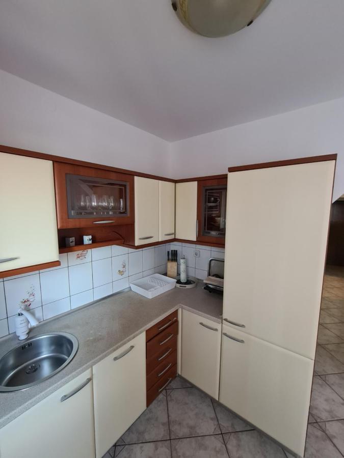 Ferienwohnung Helena Pula Exterior foto